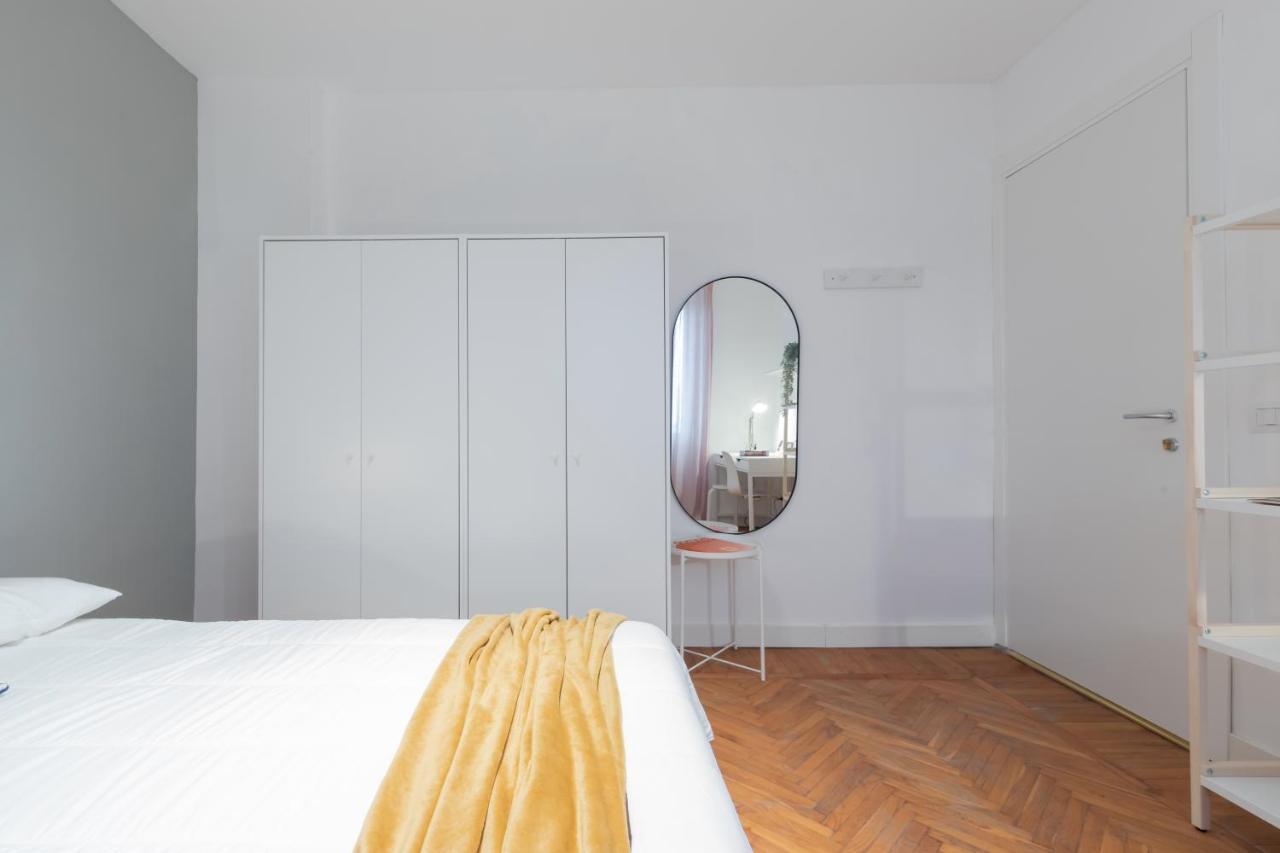 Top Living Apartments - Carducci Турин Экстерьер фото