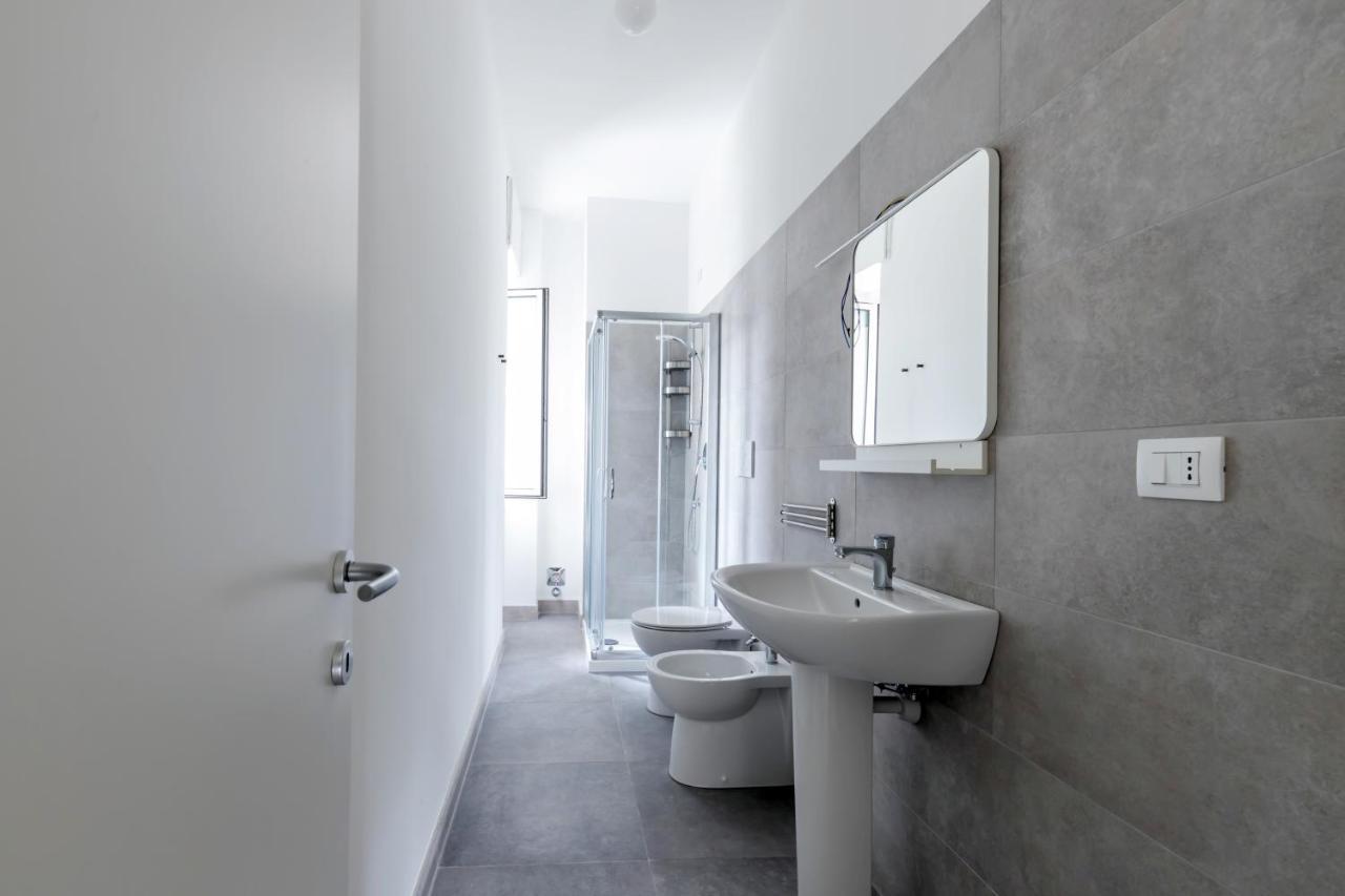 Top Living Apartments - Carducci Турин Экстерьер фото