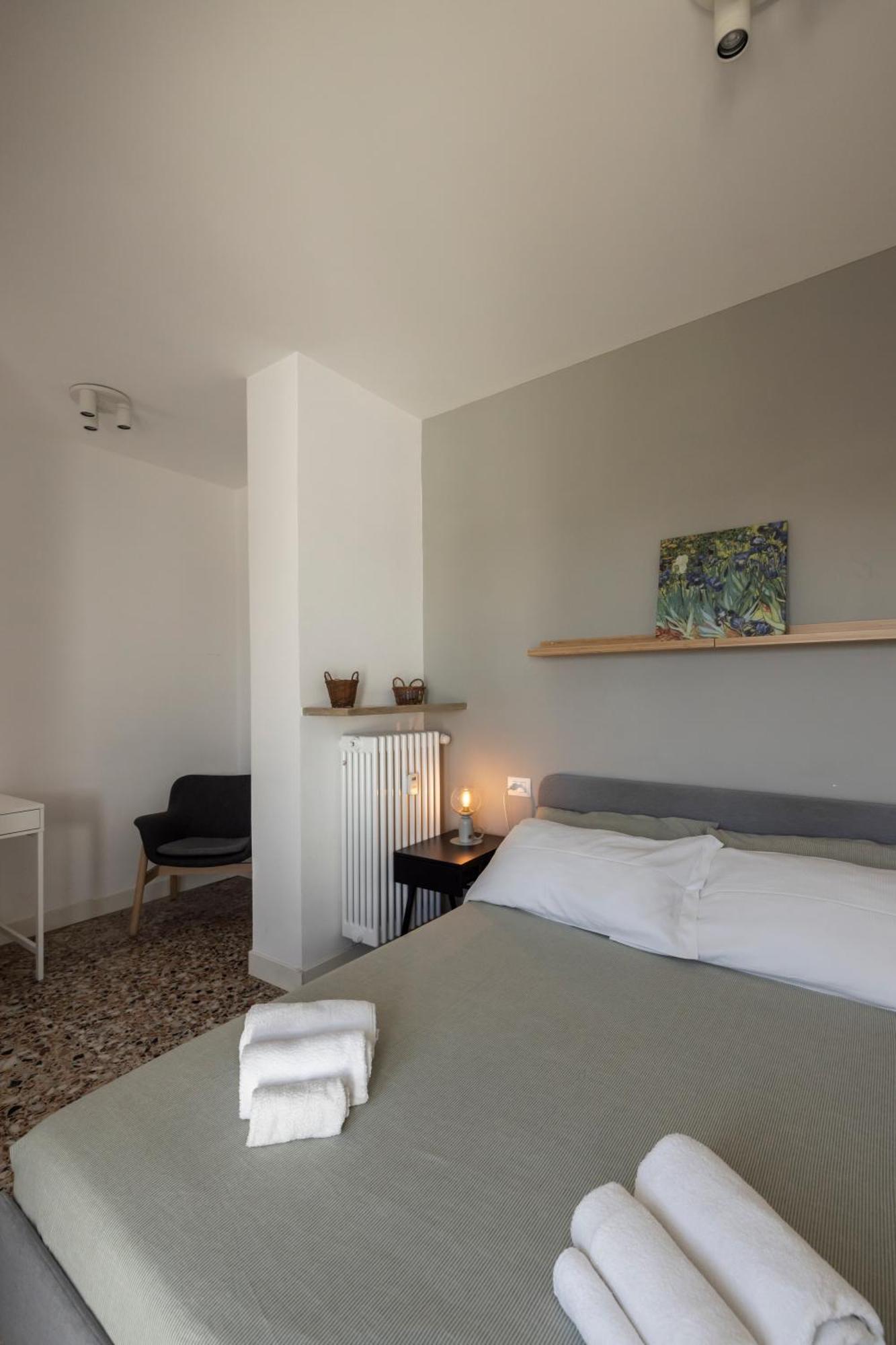 Top Living Apartments - Carducci Турин Экстерьер фото