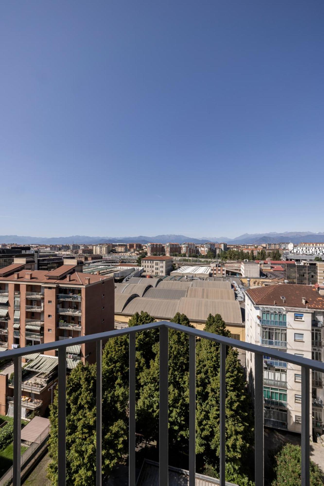 Top Living Apartments - Carducci Турин Экстерьер фото